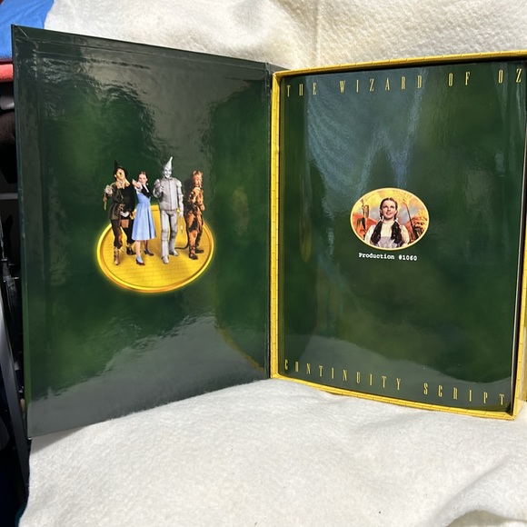 THE WIZARD OF OZ-Deluxe Edition-Collectible Gift Set. Great condition - Picture 7 of 15